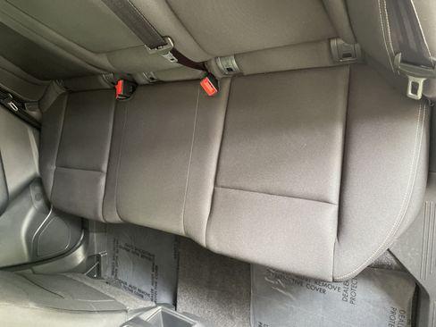 Used 2024 Nissan Rogue S AWD/4WD image 11