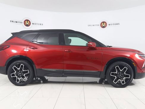 Used 2023 Chevrolet Blazer RS image 2