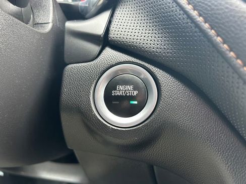 Used 2021 Chevrolet Equinox Premier image 26