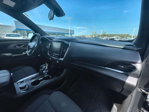 Certified 2023 Chevrolet Traverse LT FWD image 27