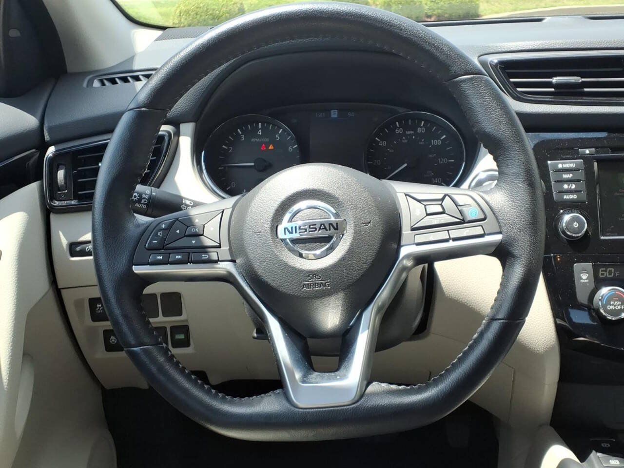 Used 2022 Nissan Rogue Sport SL AWD/4WD image 5