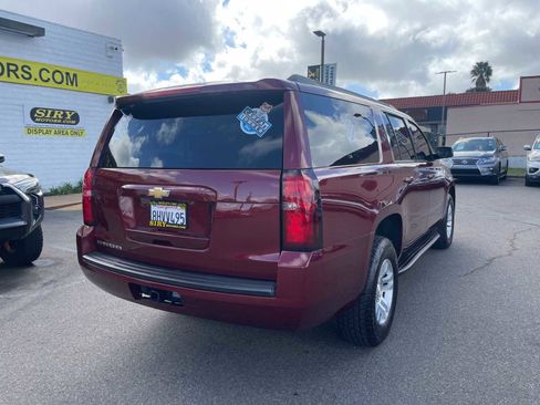 Used 2019 Chevrolet Suburban LS image 3