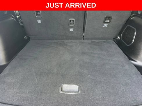 Used 2023 Jeep Grand Cherokee 4WD 4xe w/ Luxury Tech Group II image 16