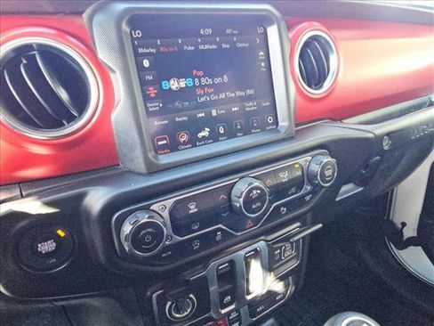 Used 2022 Jeep Wrangler Rubicon image 15