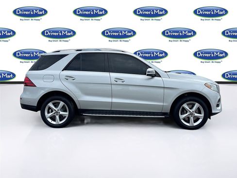 Used 2019 Mercedes-Benz GLE 400 4MATIC w/ Premium 1 Package image 8