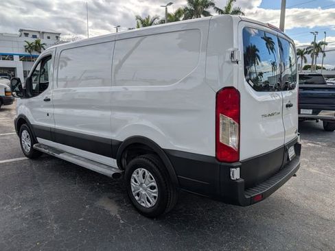 Used 2022 Ford Transit 250 Low Roof w/ Exterior Upgrade Package image 5