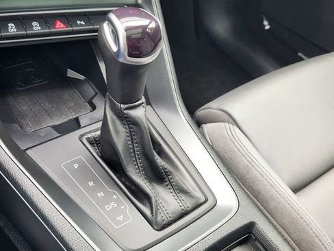 Used 2023 Audi Q3 2.0T Premium Plus w/ Premium Plus Package image 17