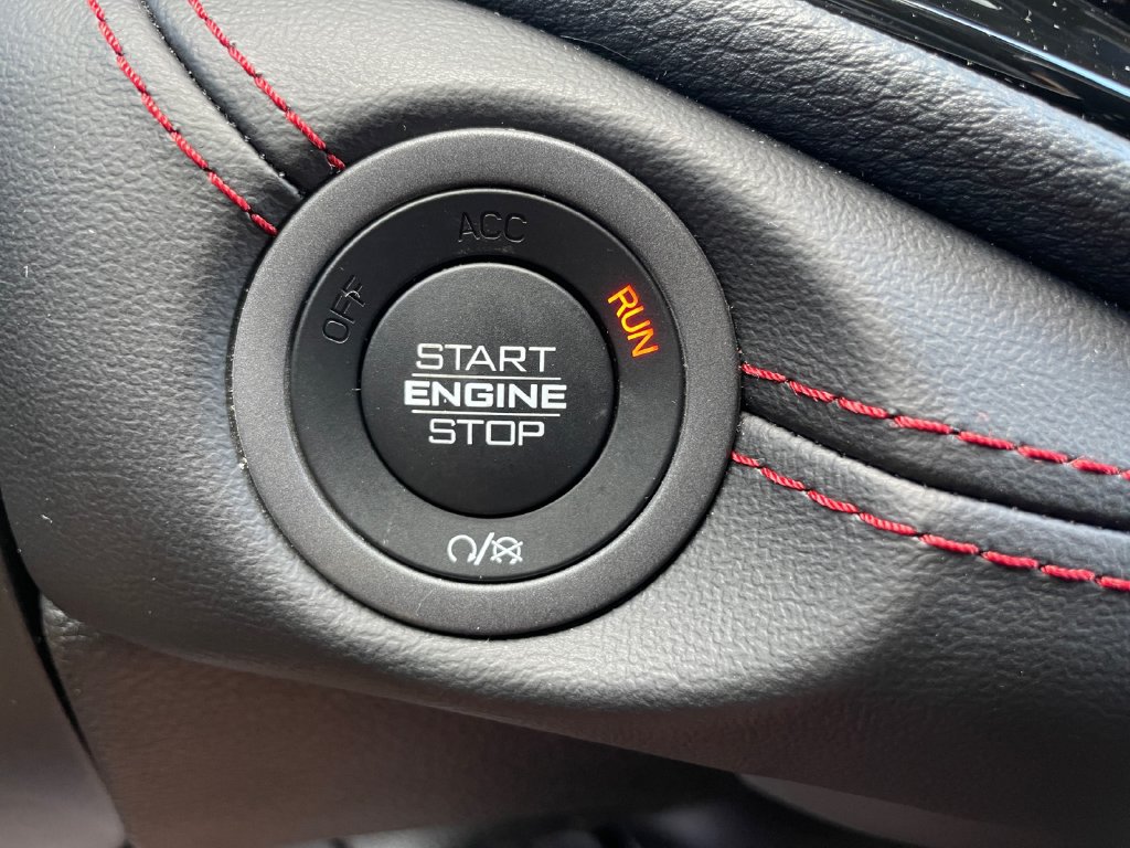 Used 2024 Dodge Durango GT w/ Blacktop Package AWD/4WD image 38