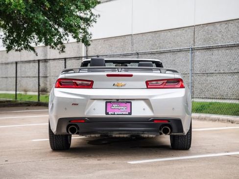 Used 2016 Chevrolet Camaro LT RWD image 17