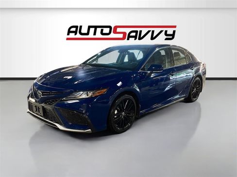 Used 2024 Toyota Camry image 3