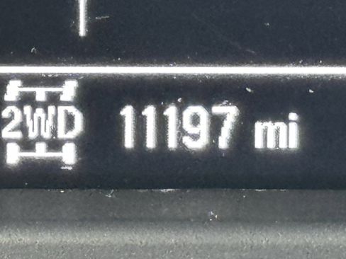 Used 2023 Chevrolet Silverado 1500 Custom image 27