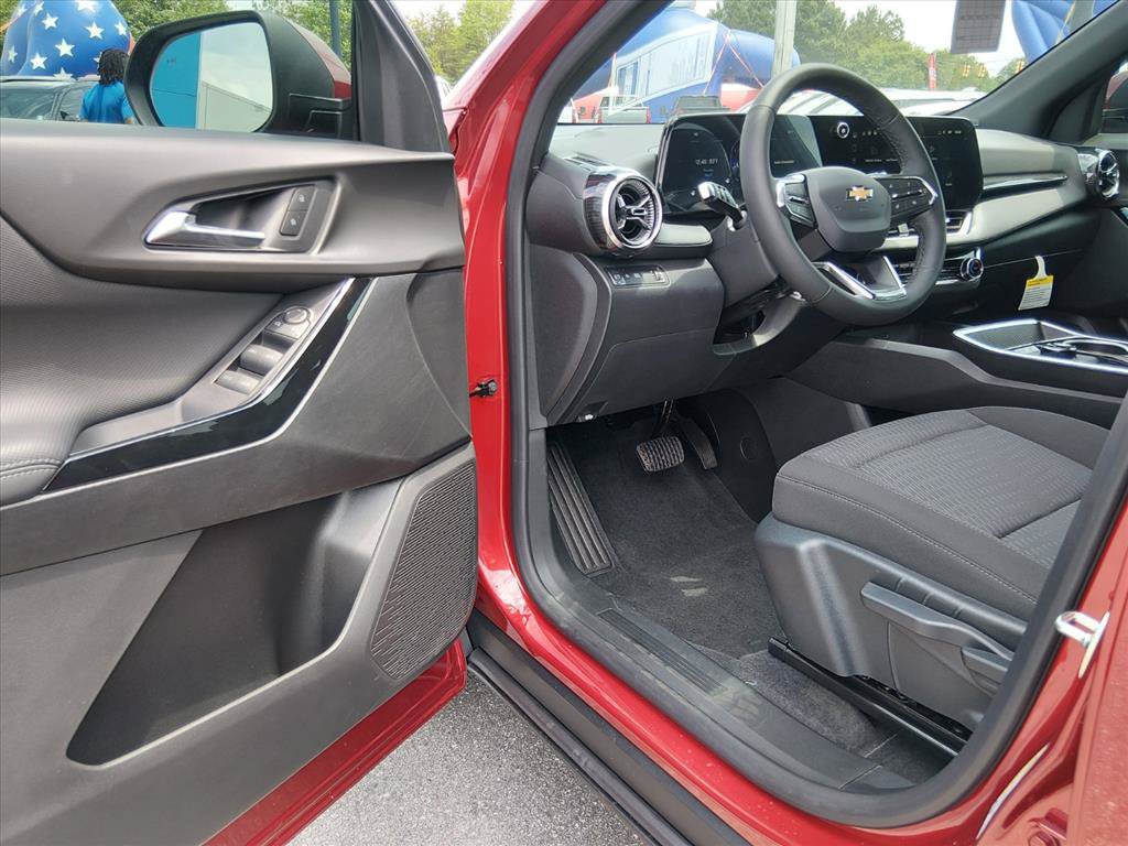 New 2026 Chevrolet Equinox LT FWD image 10