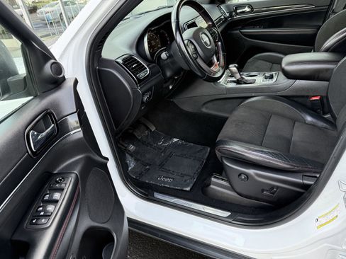 Used 2021 Jeep Grand Cherokee Trailhawk image 46