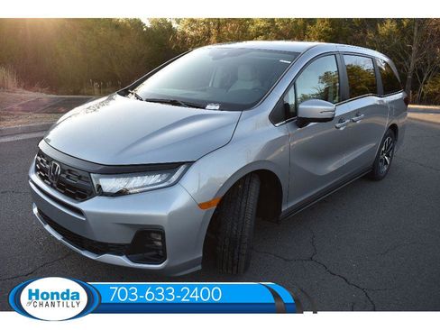 New 2026 Honda Odyssey EX-L image 3