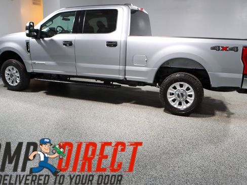 Used 2022 Ford F250 XLT image 10