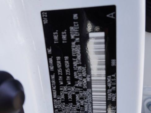 Used 2023 Toyota Highlander XLE image 35