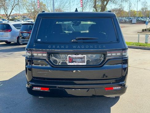 Used 2024 Jeep Grand Wagoneer L Series II w/ Quick Order Packagew 28T image 9