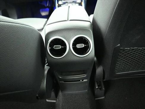 New 2026 Mercedes-Benz GLB 250 4MATIC image 22