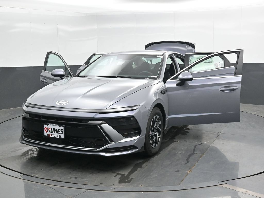 New 2026 Hyundai Sonata Blue FWD image 30