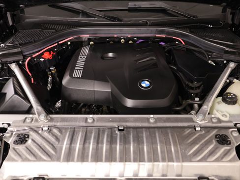 Used 2025 BMW X3 xDrive30i AWD/4WD image 19
