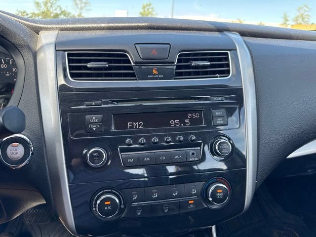 Used 2015 Nissan Altima 2.5 S w/ Power Driver Seat Package FWD image 9