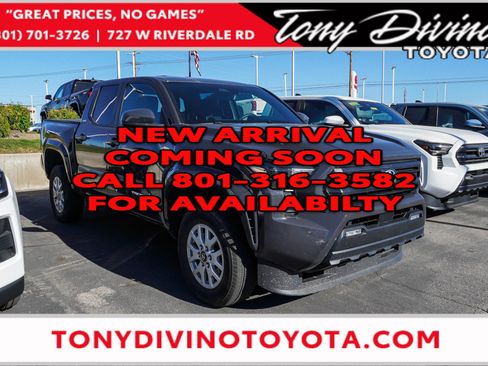 Certified 2025 Toyota Tacoma SR5 AWD/4WD image 1