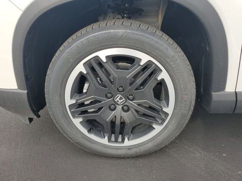 New 2026 Honda Pilot Touring image 17