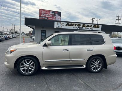 Used 2013 Lexus LX 570 4WD w/ Luxury Pkg