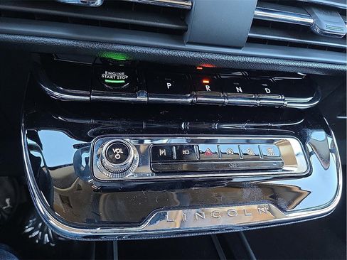 New 2026 Lincoln Corsair Premiere image 13