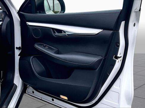 Used 2021 INFINITI QX50 Luxe w/ Cargo Package FWD image 22