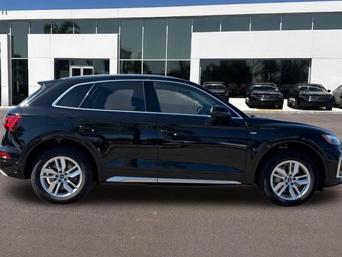 Used 2022 Audi Q5 2.0T Premium image 2