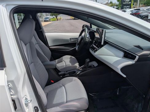 Used 2025 Toyota Corolla FX w/ Convenience Package FWD image 10