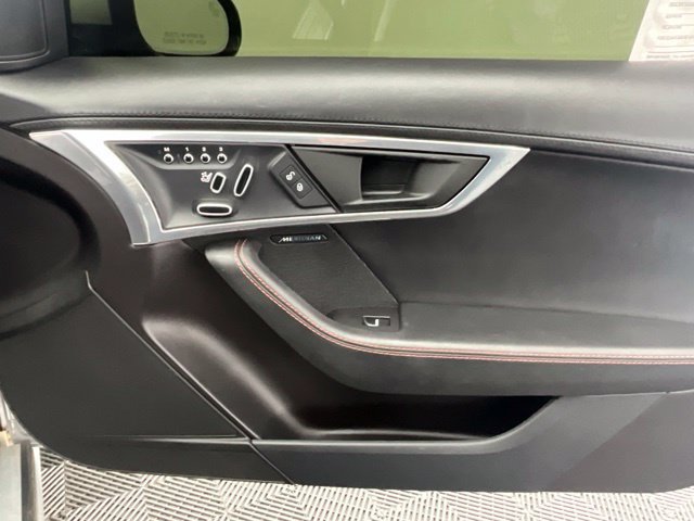 Used 2019 Jaguar F-TYPE Coupe RWD image 15