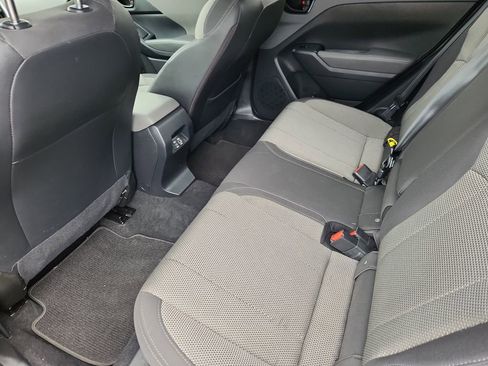 Used 2024 Subaru Crosstrek 2.0i Premium image 8