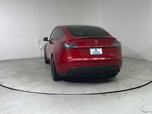 Used 2022 Tesla Model Y Performance image 3