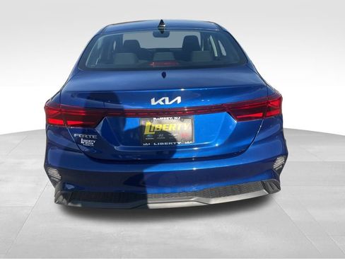 Used 2023 Kia Forte LXS image 6