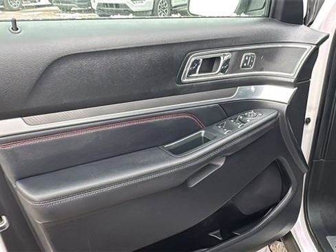 Certified 2019 Ford Explorer Sport w/ Equipment Group 401A image 10