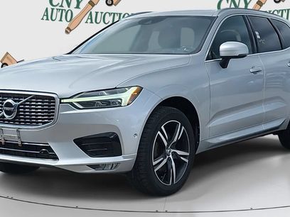 Used 2019 Volvo XC60 T5 R-Design