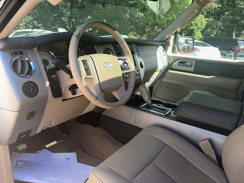 Used 2013 Ford Expedition EL XLT image 21