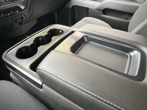 Used 2018 Chevrolet Silverado 1500 LT w/ All Star Edition image 67