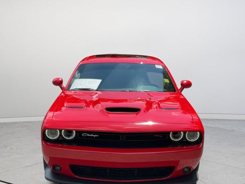 Used 2022 Dodge Challenger R/T Scat Pack RWD image 4