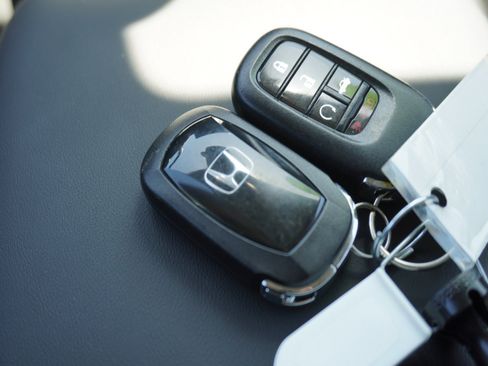 Used 2023 Honda Accord EX image 16