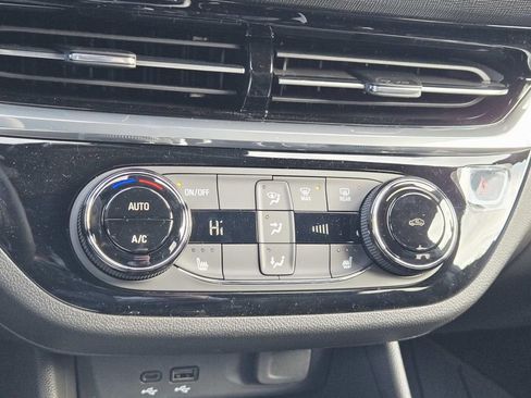New 2026 Buick Envista Sport Touring w/ Convenience I Package FWD image 26