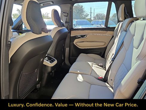 Certified 2026 Volvo XC90 B6 Plus w/ Protection Package Premier AWD/4WD image 8