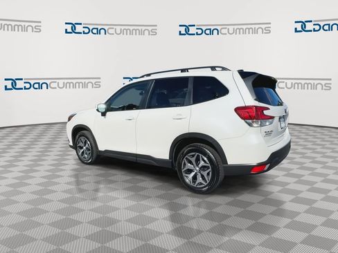 Used 2024 Subaru Forester Premium AWD/4WD image 6