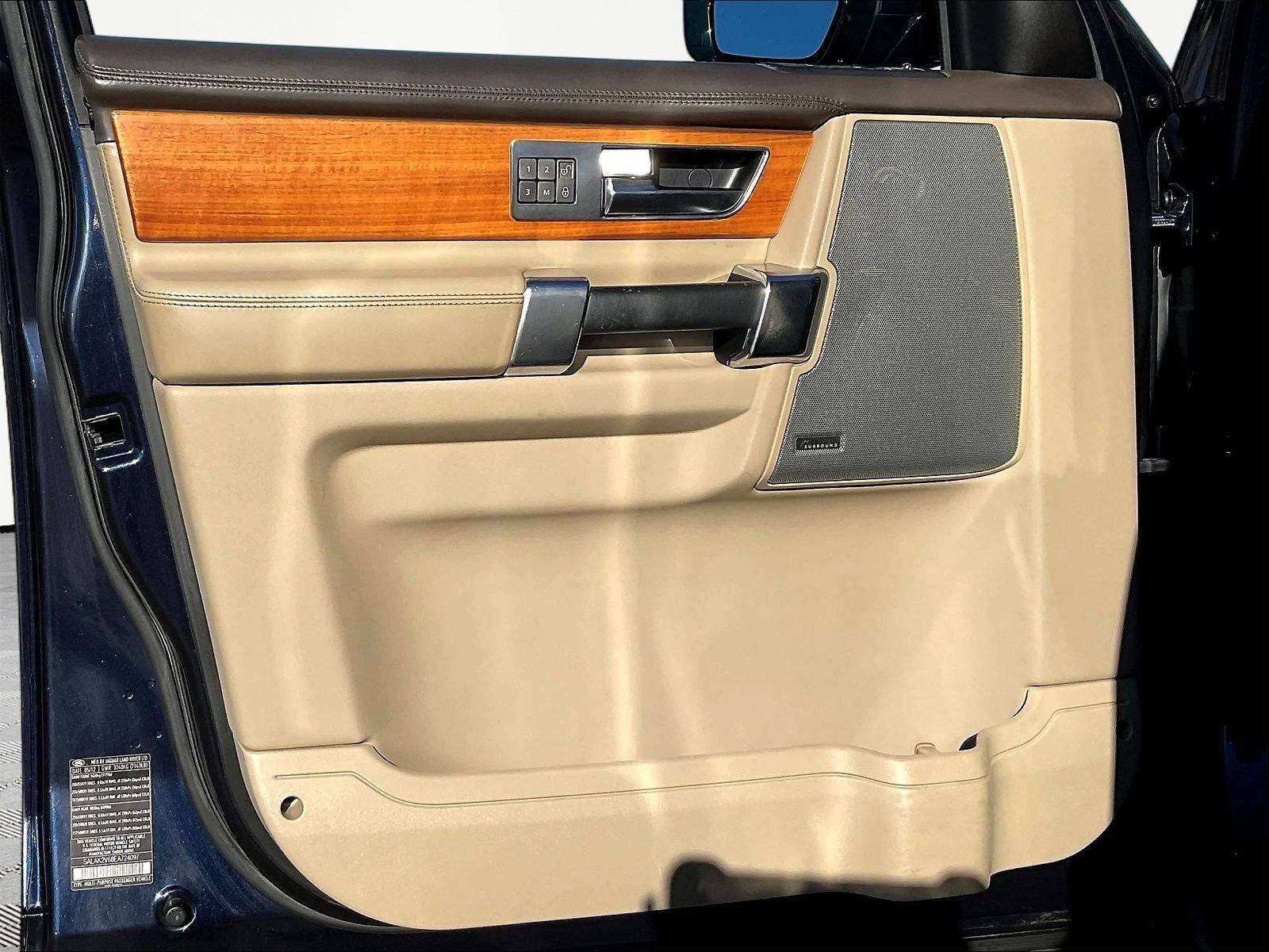 Used 2014 Land Rover LR4 HSE LUX AWD/4WD image 19