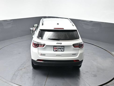 Used 2024 Jeep Compass Latitude AWD/4WD image 48