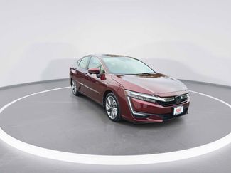 Used 2018 Honda Clarity Touring video 2