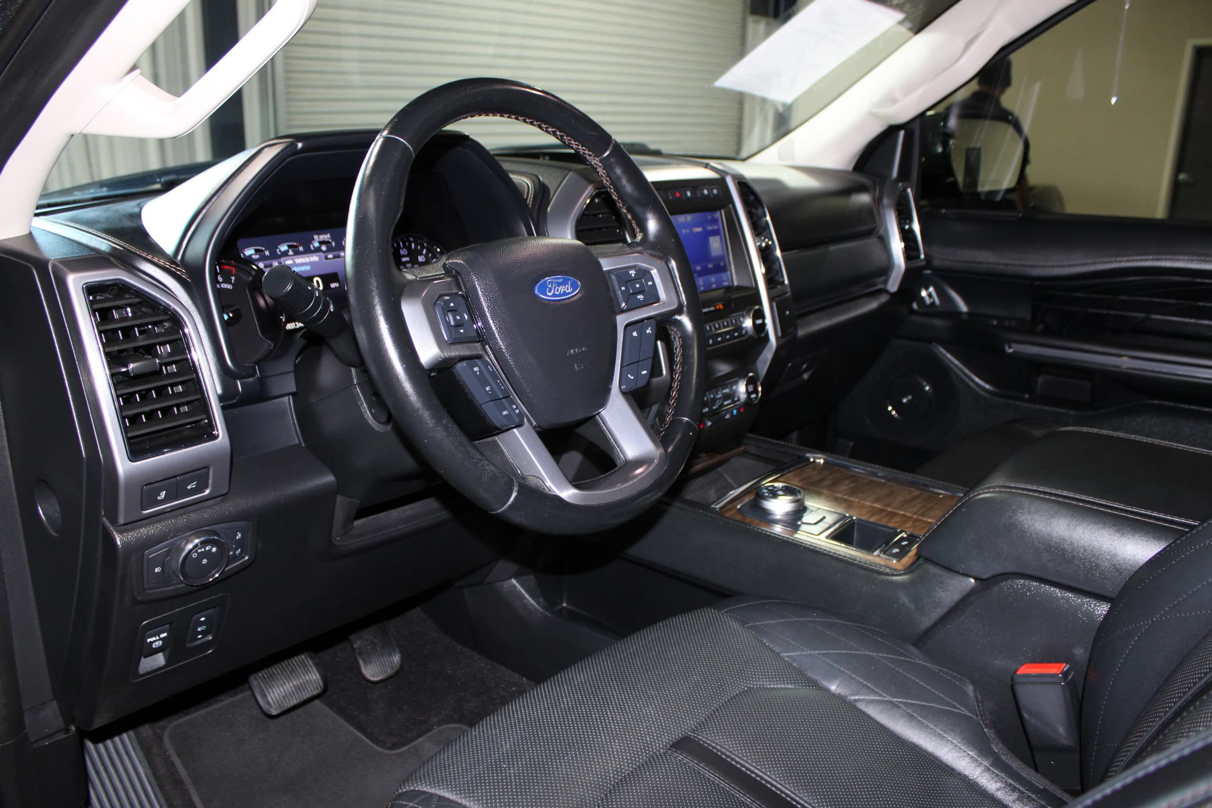 Used 2020 Ford Expedition Platinum RWD image 26