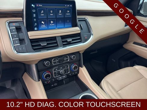 Used 2023 Chevrolet Tahoe Premier AWD/4WD image 16
